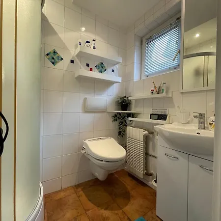 Maisonette With Garden Apartment *