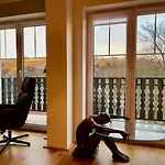Апартаменты Maisonette With Garden - Karlsbadlove *