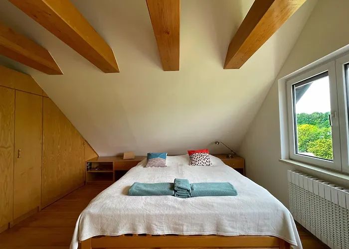 Maisonette With Garden - Karlsbadlove *
